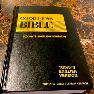 Good News Bible: Today's English Version by American Bible Society (Hardcover)